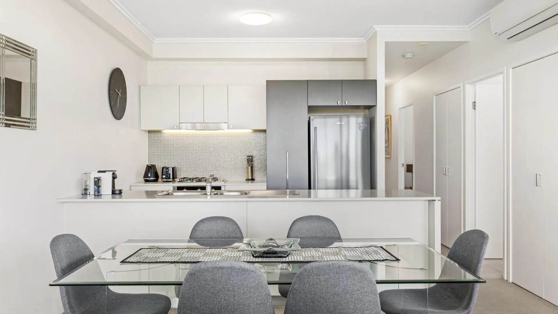 High-Floor 2-Bed Cbd Unit With Views & Amenities Διαμέρισμα Μπρίσμπεϊν Αυστραλία